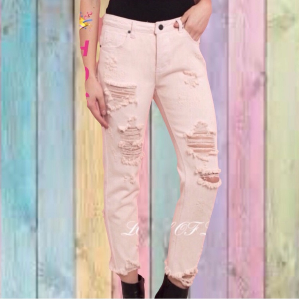 Signature Eight Blush Pink High Rise Distressed Frayed Hem Denim Jeans NWT